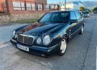 MERCEDES-BENZ Clase E 320 AVANTGARDE 4p.